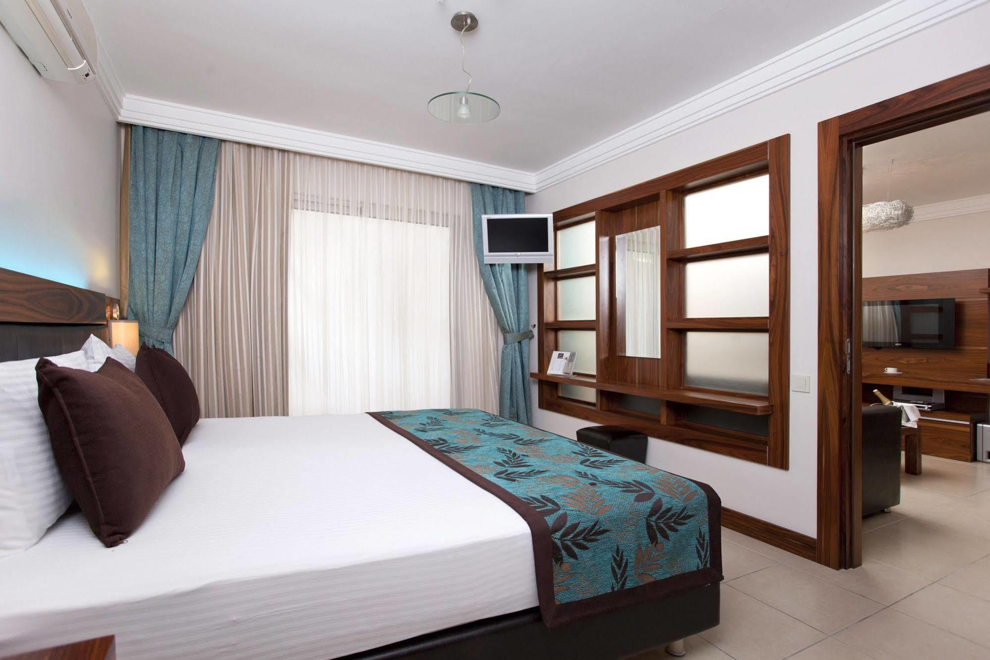 Xperia Grand Bali Hotel (Adults Only) Alanya Luaran gambar