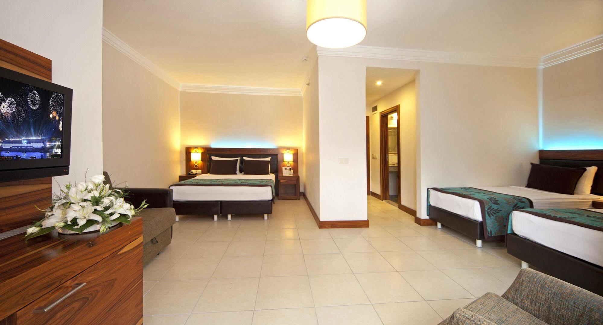 Xperia Grand Bali Hotel (Adults Only) Alanya Luaran gambar